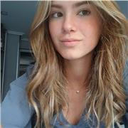 Alumna universitaria cursando doble grado de ade + derecho; con ganas de ayudar a todo tipo de niñ@s